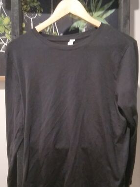 Women's Lululemon Long Sleeve Tee